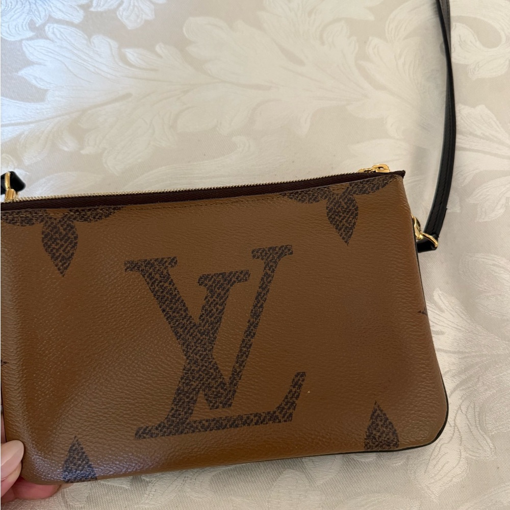 Louis Vuitton Reverse Monogram Giant Double Zip Pochette